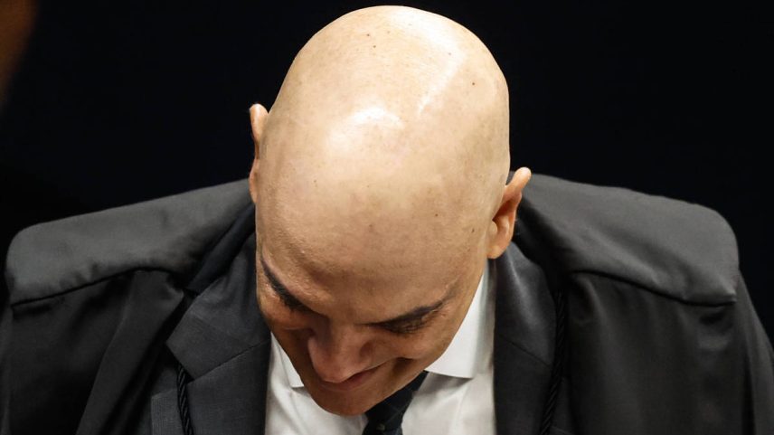 Ministro Alexandre de Moraes, do STF, em sessão da Primeira Turma do tribunal (Foto: Gabriela Biló - 5.ago.25/Folhapress)