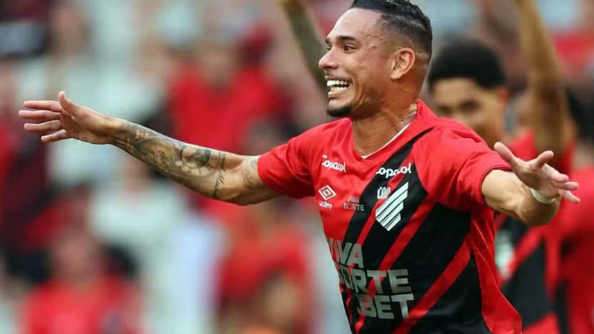 Luiz Fernando é jogador do Athletico Paranaense, que joga a Série B do Brasileirão (Foto: José Tramontin/athletico.com.br)
