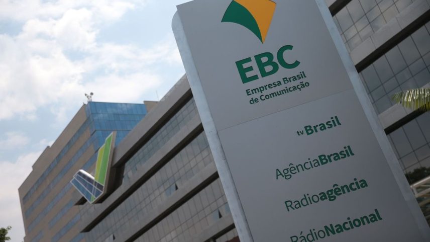 Fachada da EBC em Brasília, empresa que controla a TV Brasil (Foto: Marcello Casal Jr/Agência Brasil)