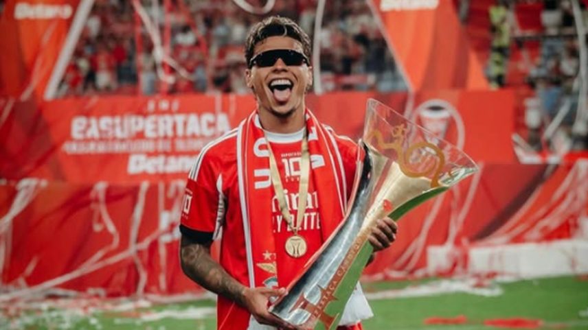 Ricard Ríos no Benfica (Foto: Reprodução/Instagram)