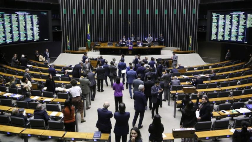 Plenário da Câmara: novos deputados começam a trabalhar nesta semana (Foto: Kayo Magalhães/Câmara dos Deputados)