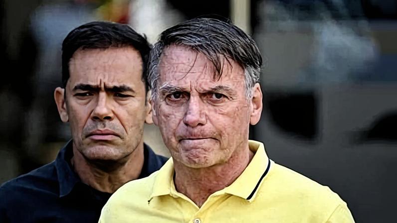 O ex-presidente Jair Bolsonaro após exames em 16 de agosto de 2025. (Foto: Evaristo Sá/AFP)