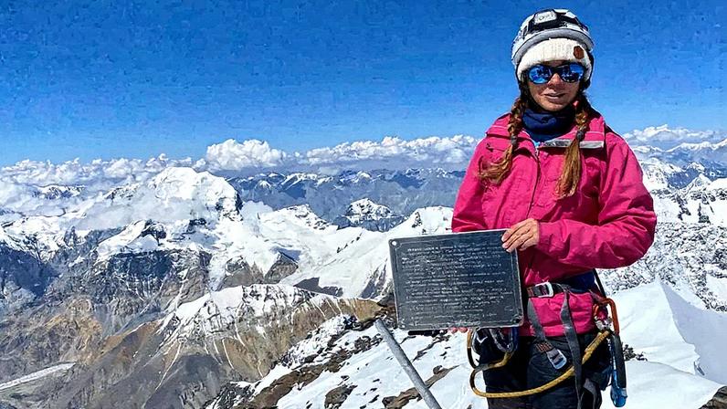 Alpinista russa Natalia Nagovitsina (Foto: Reprodução)