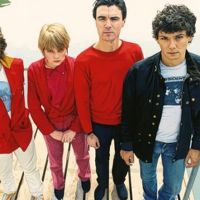 David Byrne descarta planos de reunião do Talking Heads e afirma que 'não dá para voltar atrás'