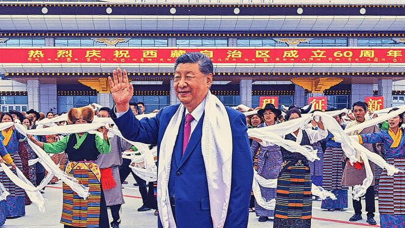 O presidente chinês Xi Jinping acena ao chegar a Lhasa, na região autônoma do Tibete, no oeste da China, na quarta-feira, 20 de agosto de 2025, para participar de um evento que marca o 60º aniversário da consolidação do governo contestado de Pequim sobre o território himalaio.