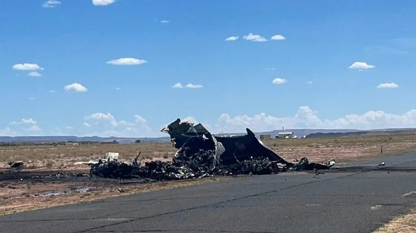 Avião de transporte médico cai e deixa quatro mortos nos EUA (Foto: Departamento de Polícia de Navajo)