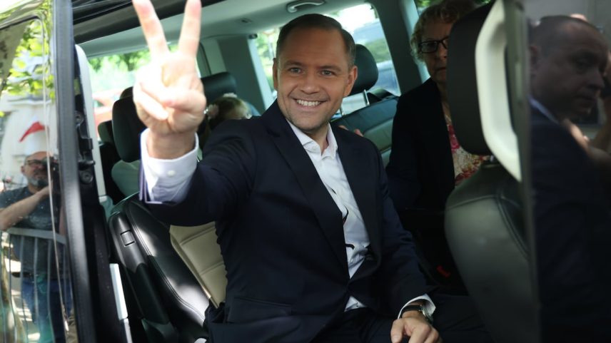Karol Nawrocki, no dia das eleições presidenciais, em 1º de junho. (Foto: Sean Gallup/Getty Images)