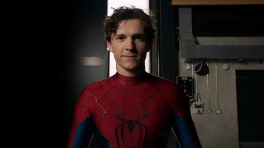 Tom Holland no set de Homem-Aranha: Um Novo Dia (Foto: Divulgação)
