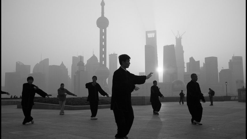 Práticas físicas como o tai chi fazem parte da rotina dos chineses (Foto: Hao Jiang/Creative Commons)