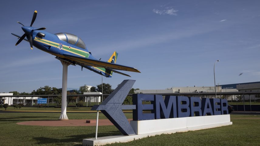Planta da Embraer em Gavião Peixoto, São Paulo, Brasil (Foto: Victor Moriyama/Bloomberg)