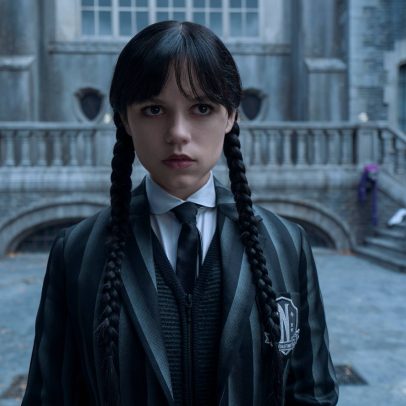 'Wandinha' retorna para enfrentar desafios e o peso do sucesso na nova temporada