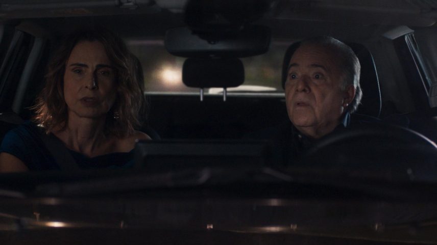 Rebeca (Silvia Pfeifer) e Abel (Tony Ramos) momentos antes de acidente de carro em 'Dona de mim' (Foto: Divulgação/TV Globo)