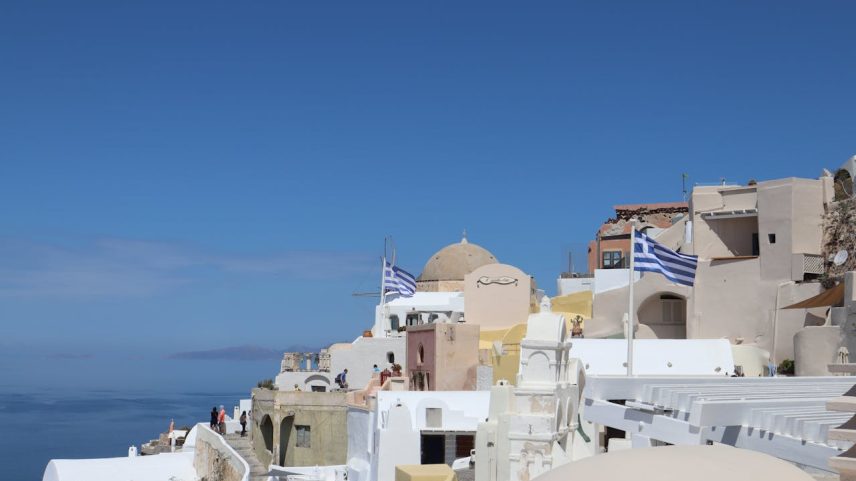 Protestos estão planejados em ilhas como Rhodes e Creta, além de cidades no continente. (Foto: Pexels/Mike KW)