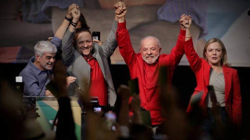Humberto Costa, Edinho Silva, Gleisi e Lula em evento do PT (Foto: Cristiano Mariz/Agência O Globo)