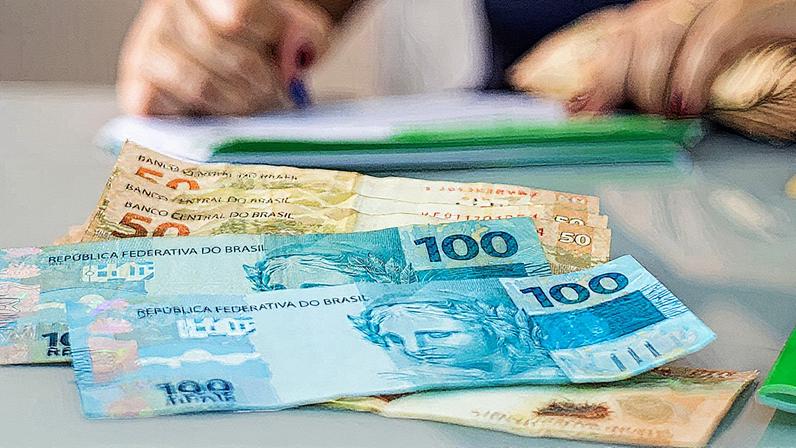 Inadimplência está em alta mesmo com o desemprego baixo no País (Foto: Reprodução)