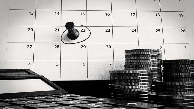 Calendário semanal com informações sobre criptomoedas, incluindo Bitcoin (Foto: Reprodução)