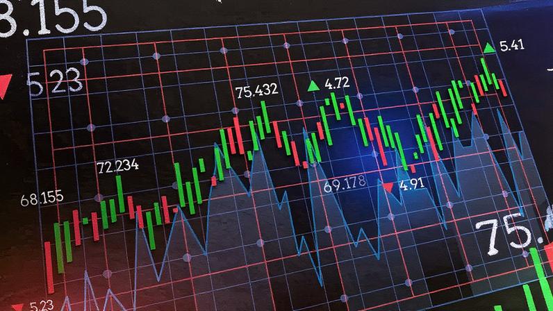 Ibovespa registra alta moderada e atinge nova máxima histórica, impulsionado por capital estrangeiro e decisões de bancos centrais - Foto: Reprodução