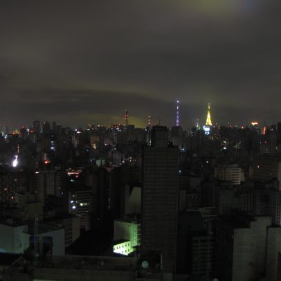 Apagão afeta 20 estados e o DF após incêndio em subestação no Paraná