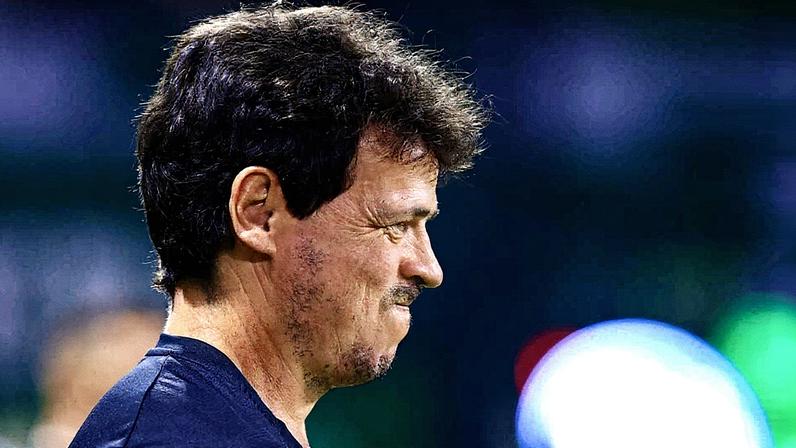 Diniz estava suspenso de Bragantino x Vasco (Foto: Thiago Ribeiro/AGIF)
