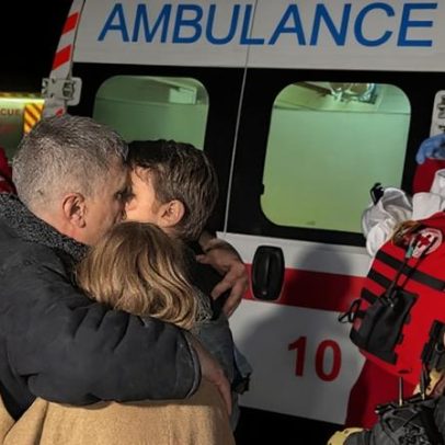 Drones russos matam quatro em Kharkiv, autoridades discutem fim da guerra