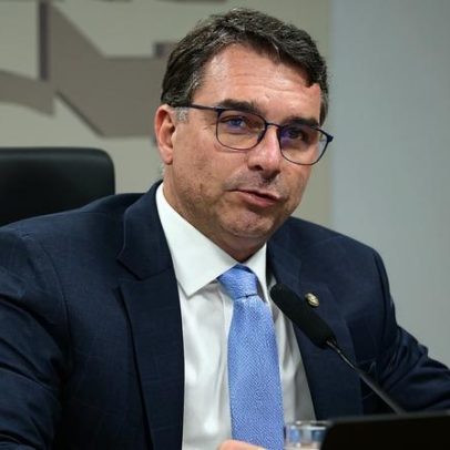 Flávio Bolsonaro diz que oposição busca apenas anistia
