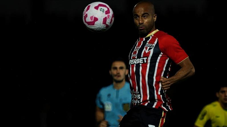 Lucas Moura em ação pelo São Paulo (Foto: Rubens Chiri/Saopaulofc.net)