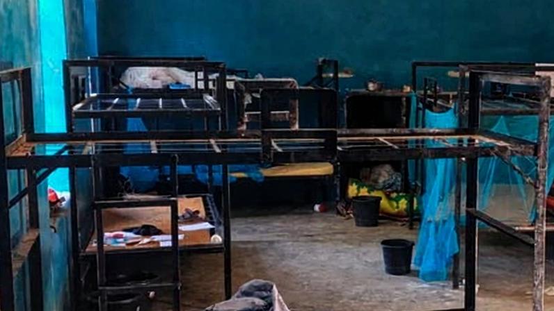 Medo de segurança aumenta na Nigéria após o sequestro de mais de 300 alunos