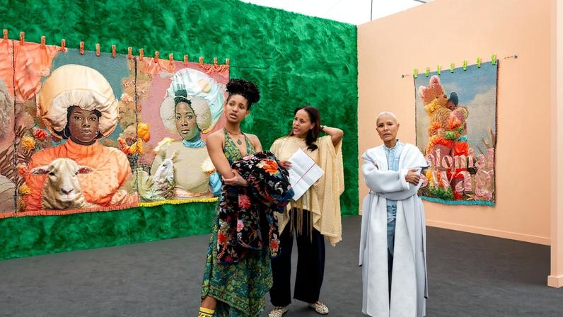 Willow and Jada Pinkett Smith explore the Vielmetter Los Angeles stand at Frieze Los Angeles 2025 Courtesy Frieze