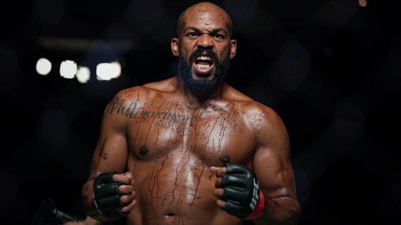 Jon Jones explica recusa de R$ 160 milhões e mira brasileiro