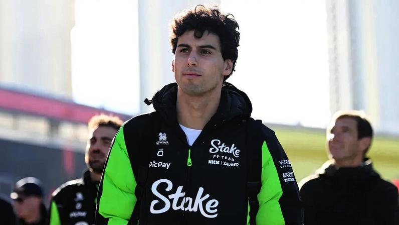 Gabriel Bortoleto no GP de Las Vegas de F1 (Foto: Rudy Carezzevoli/Getty Images/AFP)