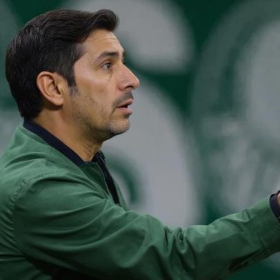 Abel escala três atacantes no Palmeiras para enfrentar o Fluminense