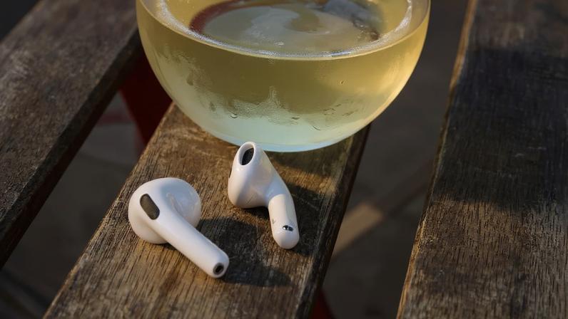 AirPods 4 da Apple em promoção a partir de US$69 na Black Friday
