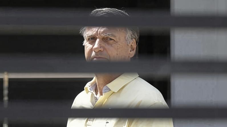 Bolsonaro não apresenta recurso e prisão pode tornar-se definitiva