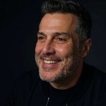 Júlio César chora com torcida do Remo após acesso à Série A