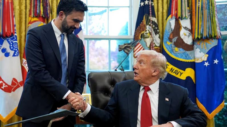 El presidente de Estados Unidos, Donald Trump, y el alcalde electo de Nueva York, Zohran Mamdani, este viernes, en su encuentro con la prensa en el Despacho Oval.