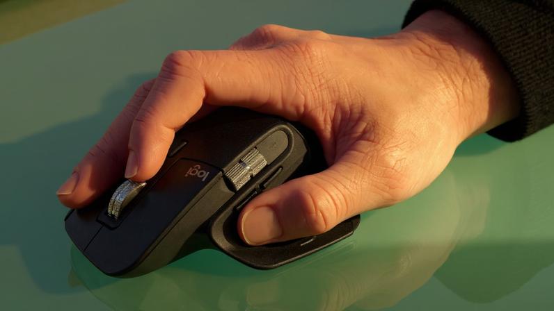 © Logitech