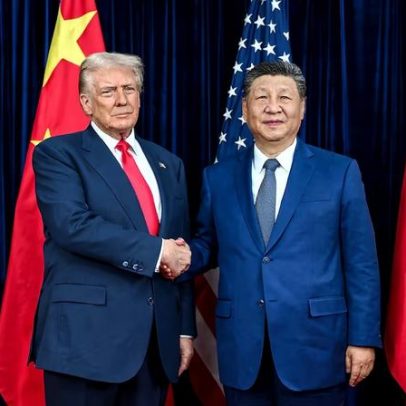 Trump e Xi ligam; Xi pressiona Taiwan, EUA confirma visita a Pequim