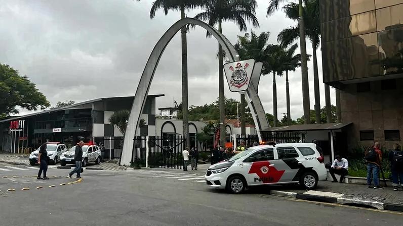 Conselho do Corinthians adia votação da reforma do estatuto