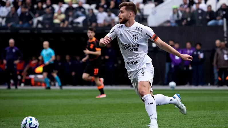 Willian Machado na partida entre Corinthians e Ceará, pelo Brasileirão (Foto: Marcus Angelo/Photo Premium/Gazeta Press)