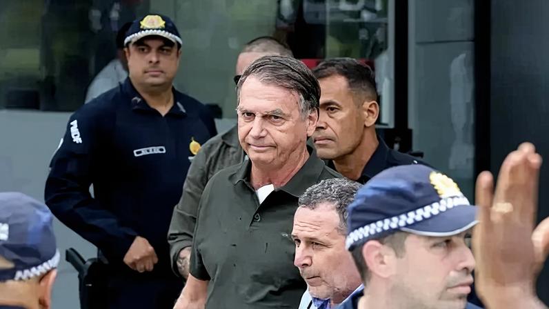 Jair Bolsonaro foi preso preventivamente na manhã deste sábado (22). (Foto: Fabio Rodrigues Pozzebom/Agência Brasil)