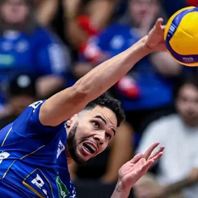 Vôlei Renata vence o Bauru e engata a quarta vitória na Superliga