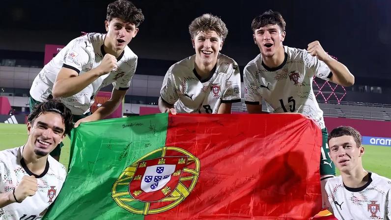 Jogadores da seleção sub-17 de Portugal (Foto: Divulgação/ FC Porto)