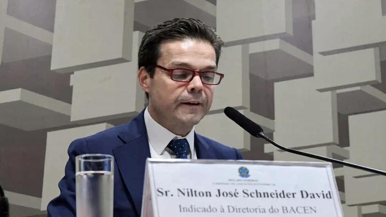 O diretor de Política Monetária do BC, Nilton David, revela que a alta da Selic não integra o cenário-base. Ele discute o corte de juros, meta de inflação - Foto: Reprodução