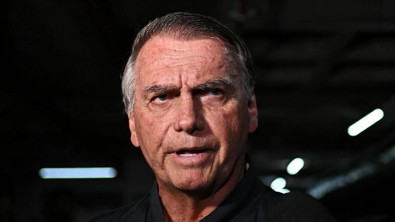 Bolsonaro é preso preventivamente pela PF por determinação de Moraes (Foto: EFE/Andre Borges)