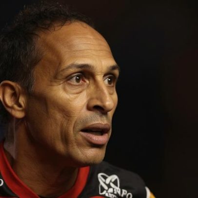 Flamengo vence Atlético-MG por 3 a 0 em Brasileirão de 2002