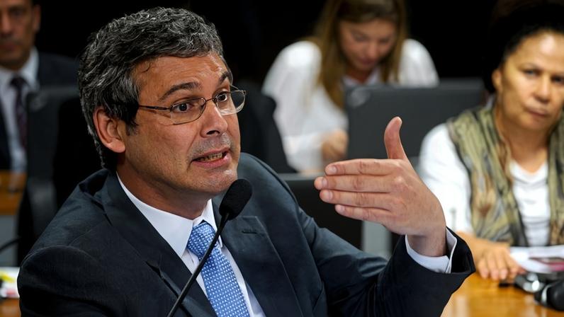 Lindbergh Farias (PT-RJ) aciona o STF pedindo prisão de Alexandre Ramagem (PL-RJ), condenado por golpe, por suposta fuga aos EUA - Foto: Reprodução