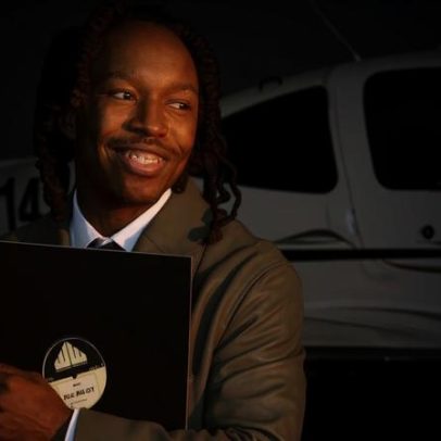 Mavi fala sobre The Pilot, sobriedade e novo álbum First In Flight