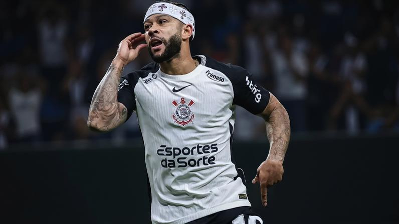 Memphis se recupera de uma lesão (Foto: Everton Okubo/Agência F8/Gazeta Press)