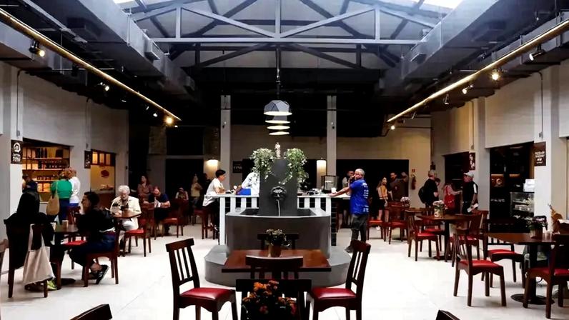 Novo Mercado São José reúne bares, restaurantes e comércios gastronômicos cariocas • Tânia Rêgo/Agência Brasil