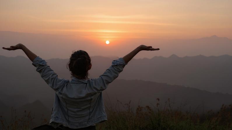 Gratidão faz nem para a saúde física e mental. Foto: Freepik/Divulgação